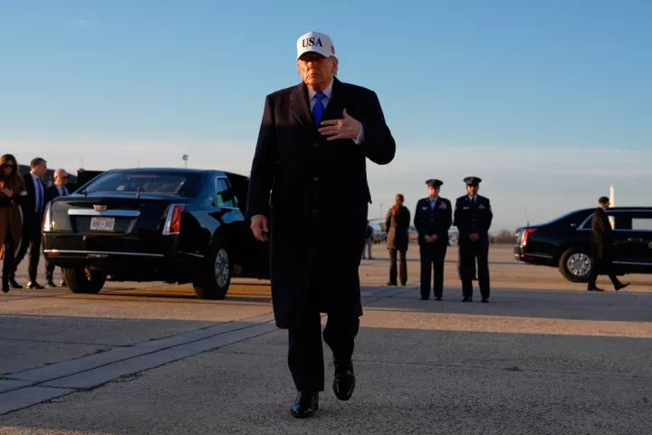 Τραμπ: Οι χώρες που παίρνουν πετρέλαιο μέσω του Ορμούζ να φροντίσουν για την ασφάλεια των Στενών