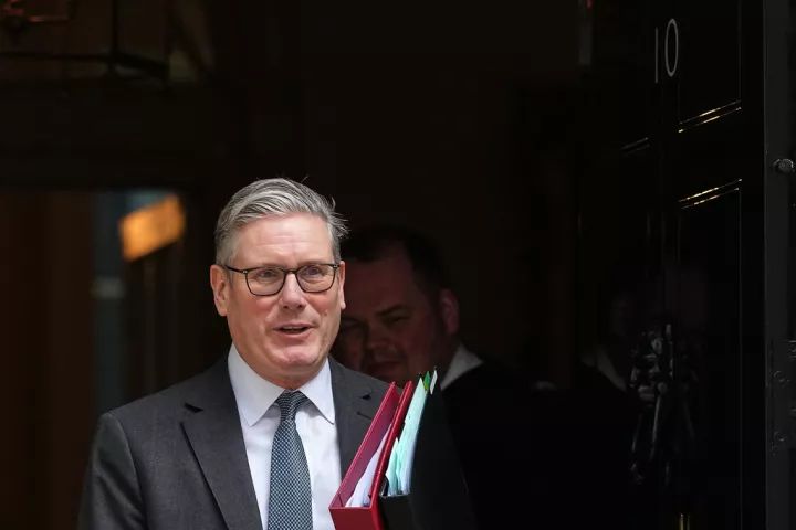 Η Βρετανία μπορεί να στείλει χιλιάδες drones αναχαίτισης στη Μέση Ανατολή