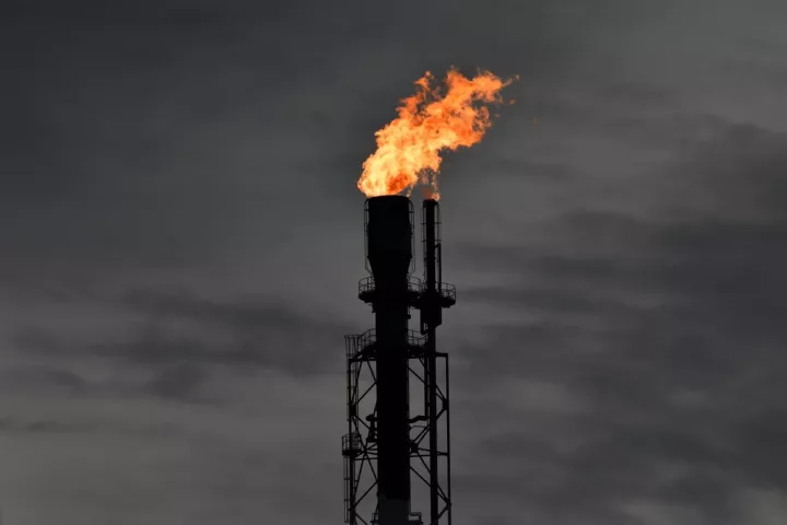 Πετρέλαιο: Πάνω από τα $104 το Brent, «ψηλά» και το αμερικανικό αργό