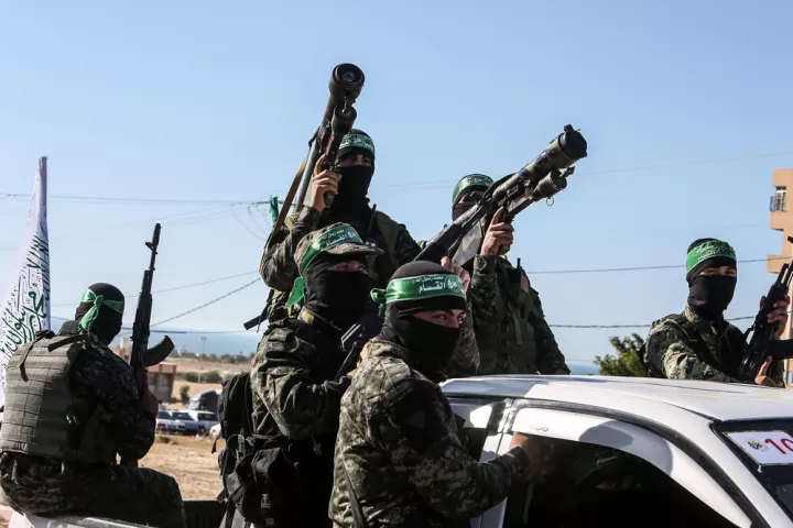 Reuters: Απεσταλμένοι του Συμβουλίου Ειρήνης του Τραμπ συναντήθηκαν με τη Χαμάς στο Κάιρο