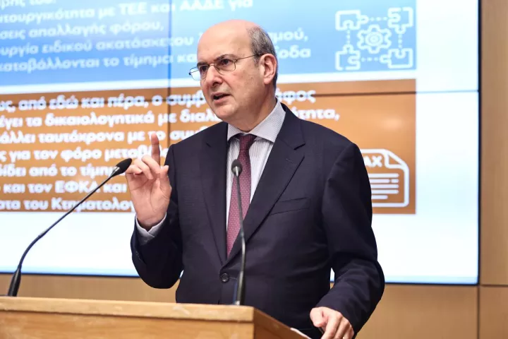 Κ. Χατζηδάκης για τον πόλεμο: Παρούσα αν χρειαστεί η κυβέρνηση για τη στήριξη των ευάλωτων