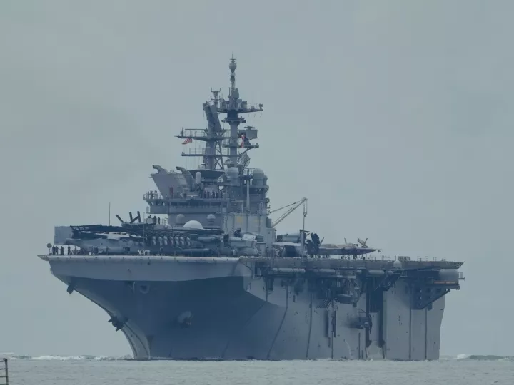 ΗΠΑ: Αποστέλλουν και το αεροπλανοφόρο USS Tripoli στη Μέση Ανατολή