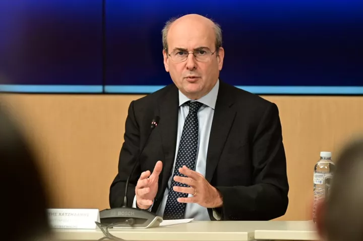 Κ. Χατζηδάκης: 5,3 δισ. από το Κοινωνικό Κλιματικό Ταμείο για περιβάλλον, στέγαση, μεταφορές