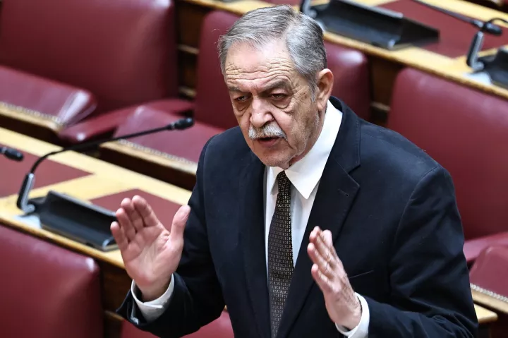 ΠΑΣΟΚ: Προτείνει τον Π. Κουκουλόπουλο ως αντικαταστάση του Κωνσταντινόπουλου για αντιπρόεδρο της Βουλής 