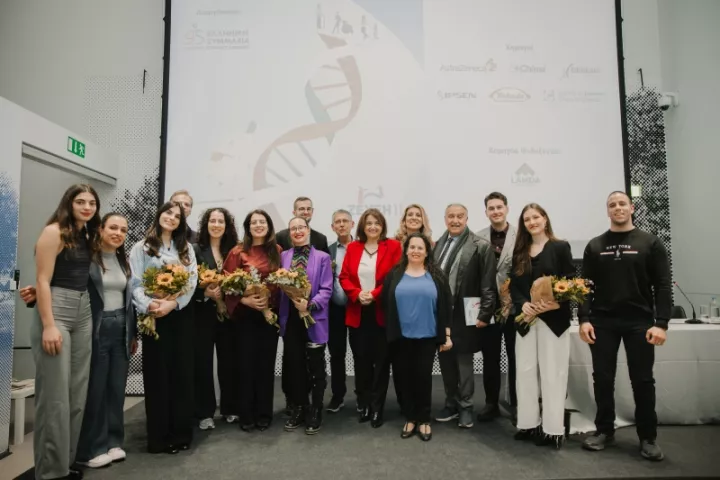 Στους Σπάνιους Ασθενείς αφιερωμένα  τα δοκίμια που βραβεύτηκαν στο πλαίσιο του προγράμματος   «Ζεύξη ΙΙ Σπάνιων Ασθενών και Επιστημόνων του Μέλλοντος»