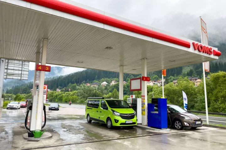 Η Σλοβακία επιτρέπει υψηλότερες τιμές καυσίμων για τους ξένους