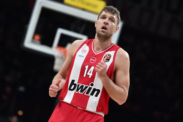 Euroleague: Για κάθε πόντο του Σάσα Βεζένκοφ το Pamestoixima.gr σε επιβραβεύει!
