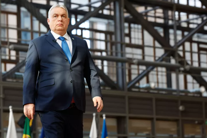 Απειλεί ο Όρμπαν: Χωρίς πετρέλαιο δεν έχει λεφτά