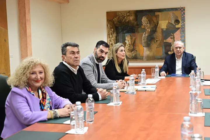 Συμφωνία στη συνάντηση Τ. Θεοδωρικάκου με βενζινοπώλες - «Φρένο» στις κινητοποιήσεις, παραμένει το πλαφόν