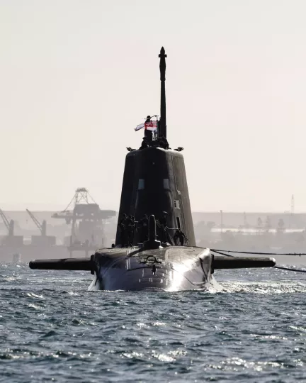 Βρετανία: Πυρηνοκίνητο υποβρύχιο με πυραύλους Tomahawk έλαβε θέση στην Αραβική Θάλασσα