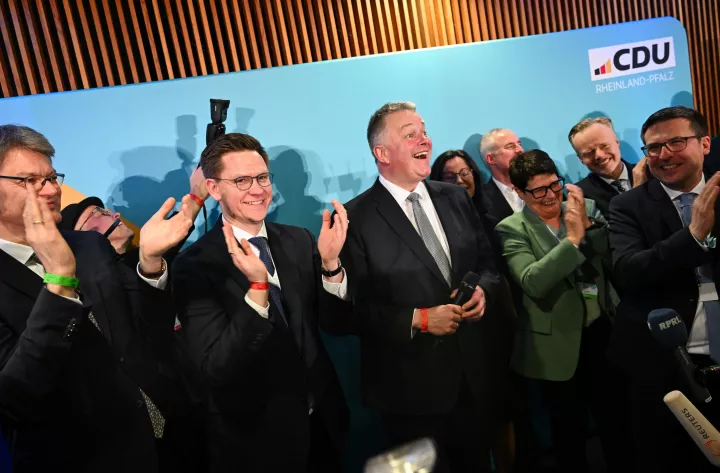 Γερμανία: Νίκη του CDU δείχνουν τα πρώτα exit polls στη Ρηνανία-Παλατινάτο, διπλάσια ποσοστά για το ακροδεξιό AfD 