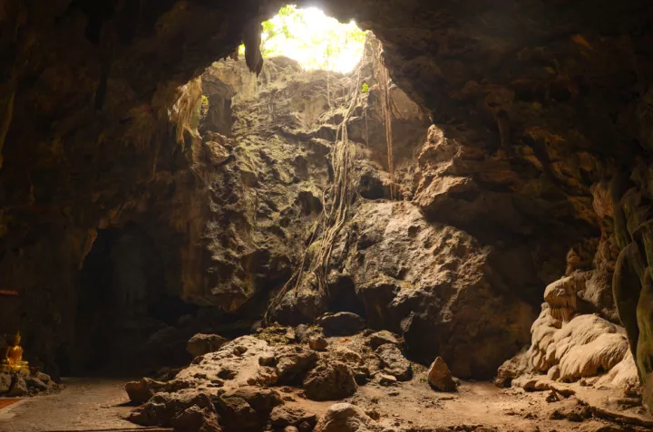 «Αόρατοι θηρευτές των σπηλαίων»: Βακτήρια ανθεκτικά στη σύγχρονη ιατρική