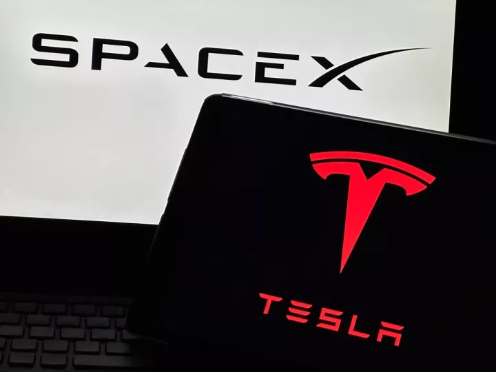 SpaceX-Tesla: Κατασκευάζουν δύο εργοστάσια παραγωγής προηγμένων τσιπ στο Όστιν του Τέξας