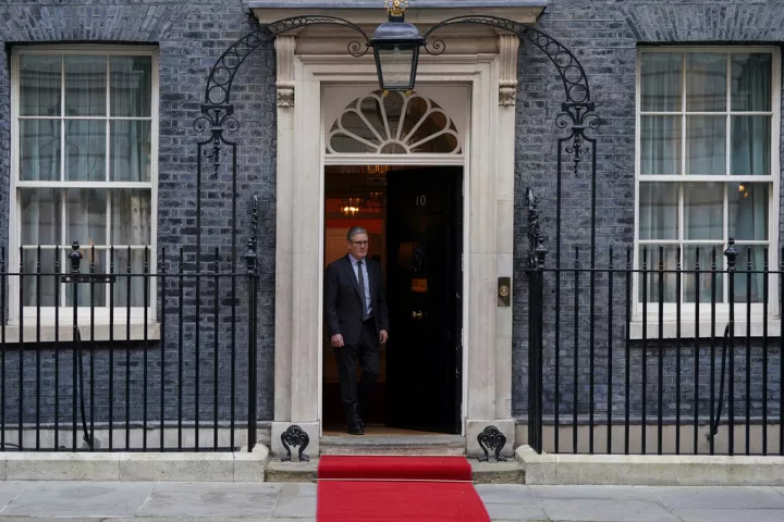 Βρετανία: Θετικές οι συνομιλίες ΗΠΑ και Ιράν και αποκλιμάκωση του πολέμου 