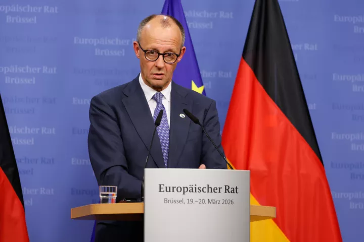 Μερτς: Είμαι ευγνώμων για την αναβολή των αμερικανικών επιθέσεων σε σταθμούς παραγωγής ενέργειας στο Ιράν