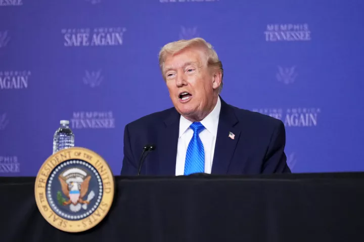 Τραμπ για Ιράν: Έγιναν συνομιλίες, μπορεί να έχουμε καλά αποτελέσματα - Τους δίνω 5 ημέρες περιθώριο (vids)