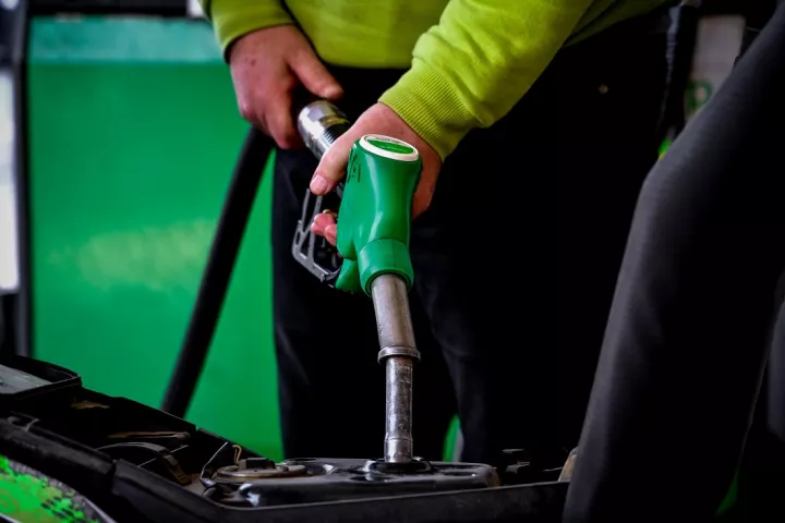 Επιχορήγηση πρατηρίων έως 3.000 € – Νέες προθεσμίες για σύστημα εισροών-εκροών και Μητρώο Δεξαμενών