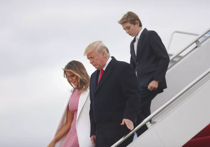 ΗΠΑ: Ο Τραμπ ψήφισε με επιστολική ψήφο στη Φλόριντα παρά τις καταγγελίες του για διαδικασία «απάτης»