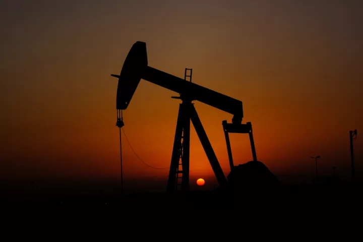 Πετρέλαιο: Κάτω από 100 δολάρια το Brent με φόντο τα 15 σημεία Τραμπ για διαπραγματεύσεις με το Ιράν