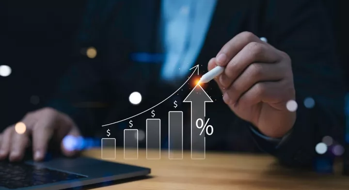 Αύριο η νέα αύξηση του κατώτατου μισθού - Tο ιστορικό των αυξήσεων και το πλέγμα μέτρων για την ενίσχυση του εισοδήματος