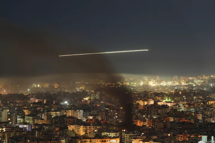 Τραμπ: Το Ιράν θέλει πολύ να κάνει συμφωνία, αλλά φοβάται να το πει - Νέοι εκτεταμένοι ισραηλινοί βομβαρδισμοί στο Ιράν