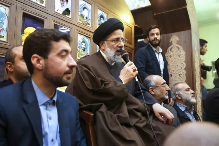 Reuters: Οι σκληροπυρηνικοί του Ιράν εντείνουν τις πιέσεις για την κατασκευή πυρηνικής βόμβας 