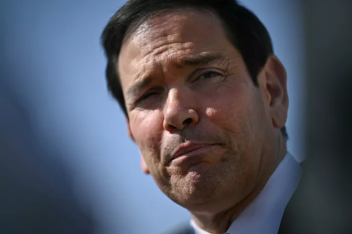 ΗΠΑ: «Προς το συμφέρον της G7» να ανοίξουν τα Στενά του Ορμούζ 