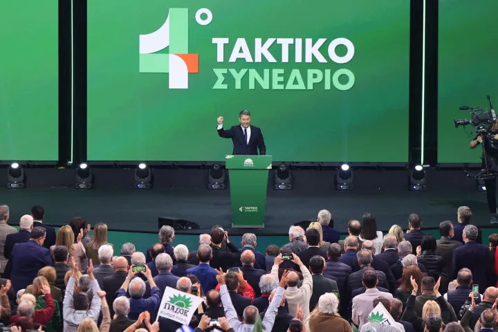 ΠΑΣΟΚ: Στο Συνέδριο χτίζουν την ήττα που τους «αξίζει»