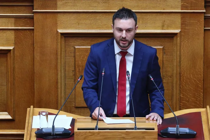 Ποινή φυλάκισης 4 ετών στον βουλευτή Κων. Φλώρο για την επίθεση κατά του Β. Γραμμένου