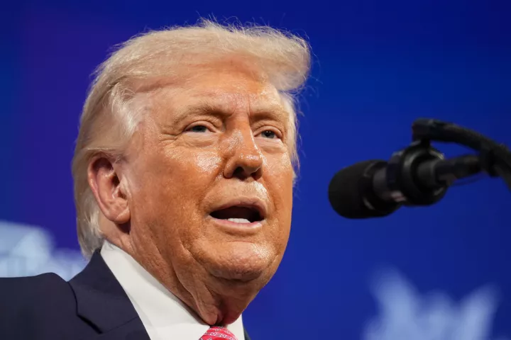 Τραμπ: Πρόθυμος να τερματίσει τον πόλεμο στο Ιράν χωρίς το άνοιγμα των Στενών του Ορμούζ - «Ήρθε η ώρα να αποχωρήσουν οι αμερικανικές δυνάμεις», λέει ο Αραγτσί