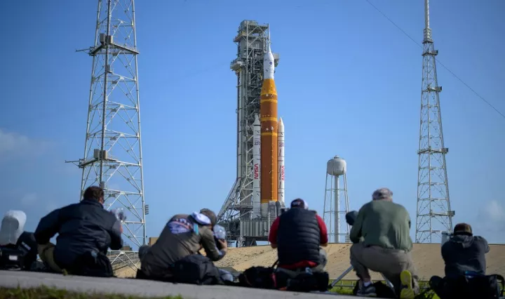 Ξεκίνησε η αντίστροφη μέτρηση για τη διαστημική αποστολή Artemis II γύρω από τη Σελήνη