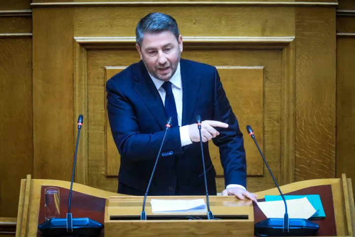 Όταν η συνεννόηση παρουσιάζεται ως προδοσία