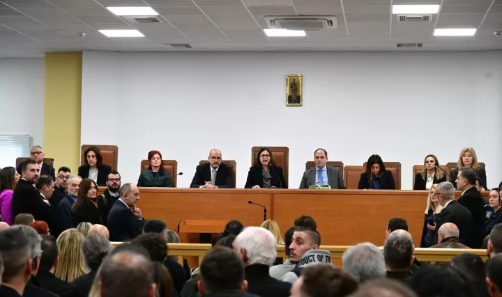 Ξεκινά σήμερα η δίκη για τα Τέμπη στη Λάρισα μετά τις αλλαγές στη δικαστική αίθουσα