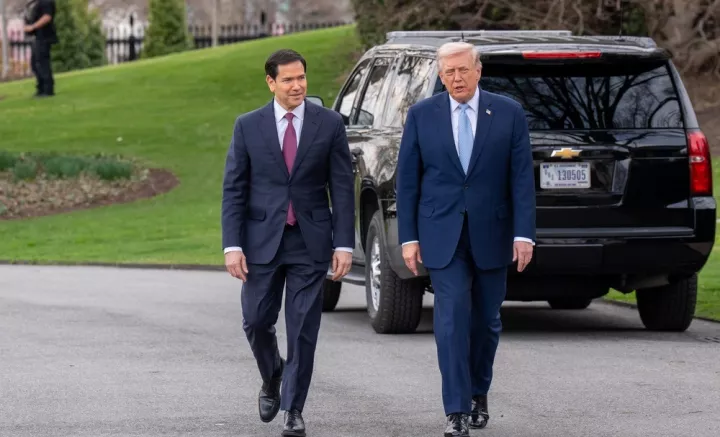 Τραμπ: Ο πόλεμος θα τελειώσει σε δύο με τρεις εβδομάδες - Ρούμπιο: Βλέπουμε τη γραμμή του τερματισμού