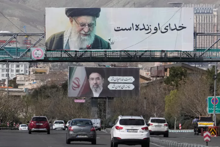 Ιράν: «Στρατιωτικό συμβούλιο» των Φρουρών της Επανάστασης ασκεί de facto εξουσία, αγνοώντας τον Πεζεσκιάν