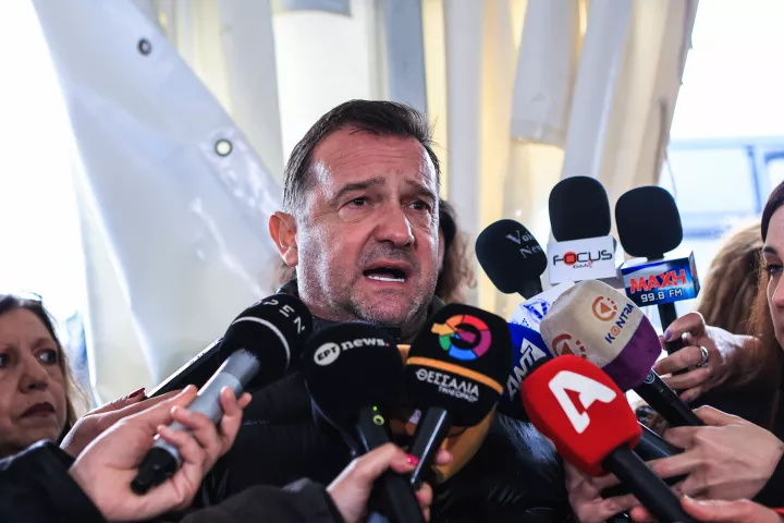 Ν. Πλακιάς: Η Ζωή Κωνσταντοπούλου λέει ψέματα περί αστυνομικής βίας στον Π. Ρούτσι (vid)