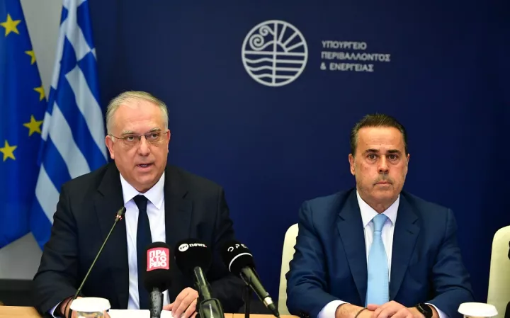 «Πακέτο» 700 εκατ. ευρώ για μείωση ενεργειακού κόστους και ενίσχυση επενδύσεων στη βιομηχανία