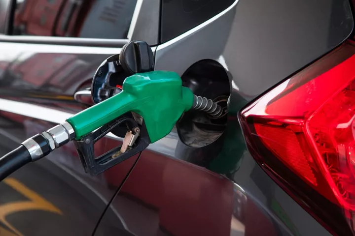 Άνοιξε η πλατφόρμα για το Fuel Pass - Πώς θα κάνετε την αίτηση, οι 15 ερωταπαντήσεις