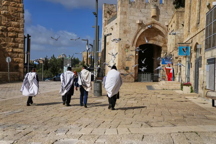 Ιερουσαλήμ: Δρακόντεια μέτρα στην Παλιά Πόλη εν μέσω πολέμου - Περιορισμένη η πρόσβαση στους ιερούς τόπους 