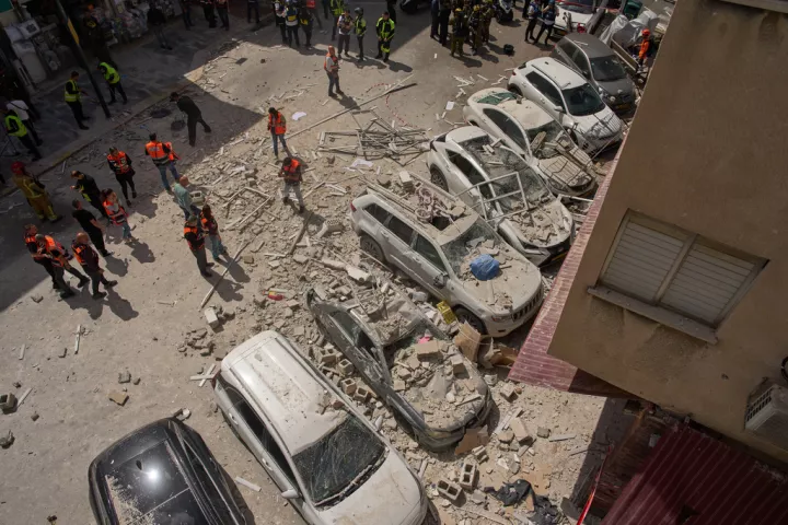 Ισραήλ: Τρεις άνθρωποι τραυματίστηκαν ελαφρά από πλήγματα με ρουκέτες και πυραύλους