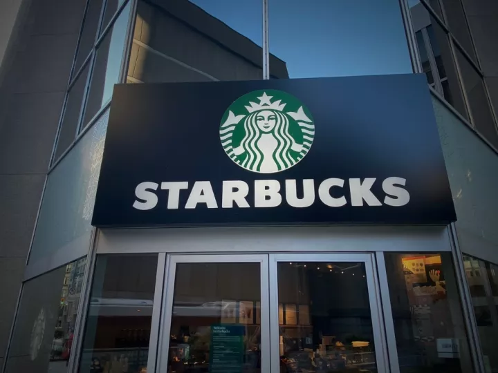 Ο Όμιλος Alshaya αποκτά τα Starbucks σε Ελλάδα και Κύπρο