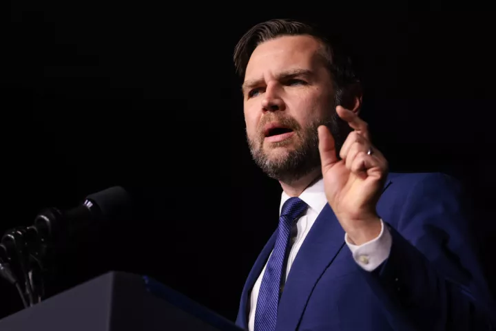 Επιφυλακτικός για την εκεχειρία ο Βανς-Επιθέσεις σε ιρανικό διυλιστήριο στη νήσο Λαβάν