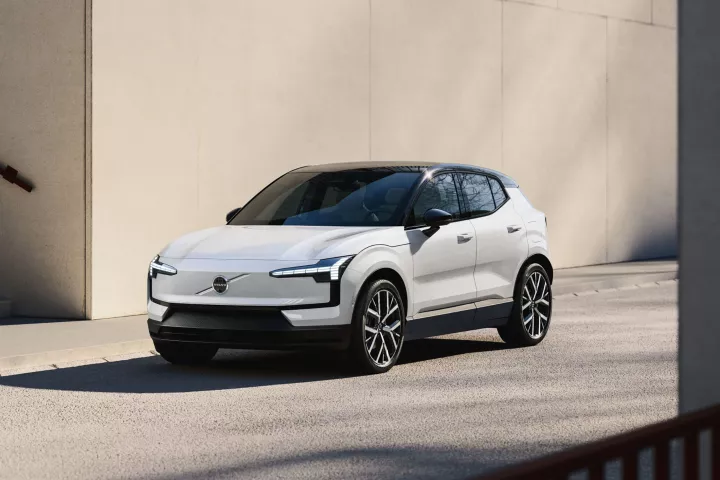 Το πιο προσιτό Volvo γίνεται τώρα πιο ελκυστικό