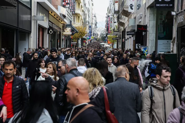 Μεγάλο Σάββατο: Το ωράριο των καταστημάτων - Πότε κλείνουν τα σούπερ μάρκετ