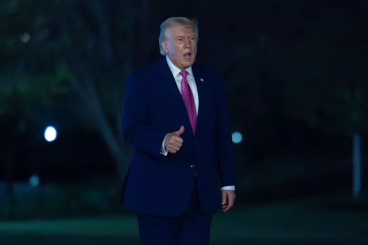 Τραμπ: Ξεκινήσαμε τον καθαρισμό του Ορμούζ από τις νάρκες - Στο βυθό της θάλασσας όλα τα πλοία του Ιράν