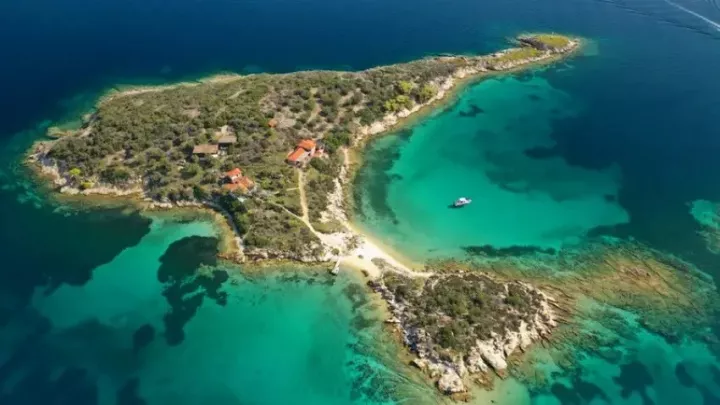 Χαλκιδική: Πώς η επένδυση στον Διάπορο βάζει τη Σιθωνία στον παγκόσμιο τουριστικό χάρτη - Τι λέει ο δήμαρχος Ι. Μαλλίνης 