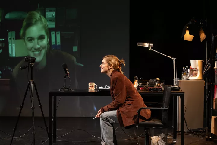 Δώδεκα θεατρικές πρεμιέρες που έρχονται στην Αθήνα μετά το Πάσχα