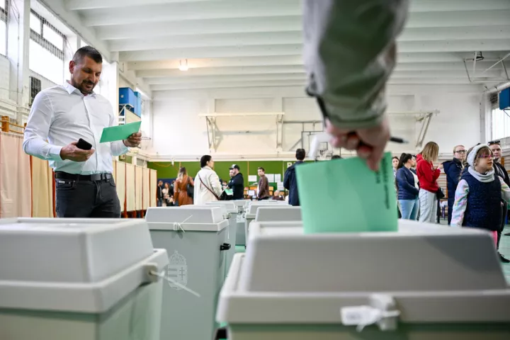 Εκλογές στην Ουγγαρία: Στο 66% είχε φθάσει η συμμετοχή μέχρι το μεσημέρι