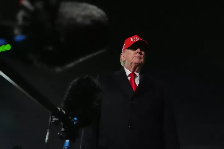 Ο Τραμπ σε Πάπα Λέοντα μετά την έκκληση για τερματισμό του πολέμου: Εξυπηρετεί τη ριζοσπαστική Αριστερά