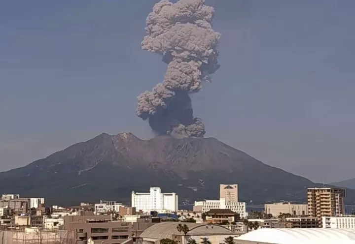 Ιαπωνία: Το ηφαίστειο Σακουρατζίμα εισήλθε σε φάση εκρηκτικής δραστηριότητας (vid)